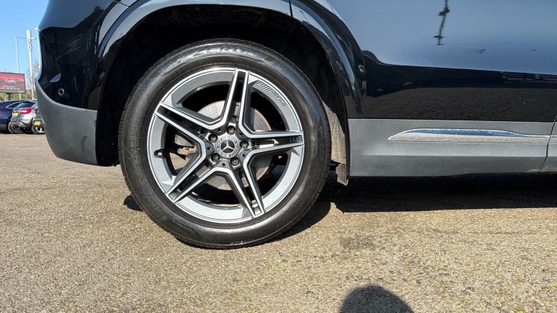 Mercedes-Benz GLA 220d 4Matic AMG Line Executive 5dr Auto Diesel Hatchback